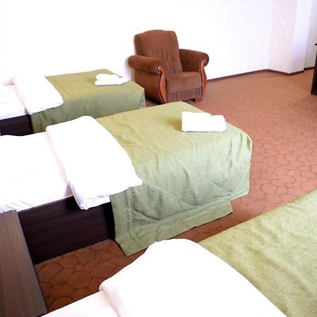 Pride Hotel Taraz Extérieur photo